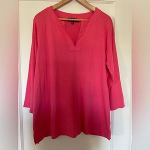 Pretty and practical v neck top